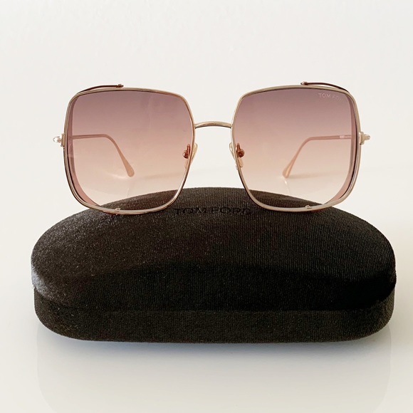 Tom Ford Sunglasses, New 250 - Picture 14 of 14
